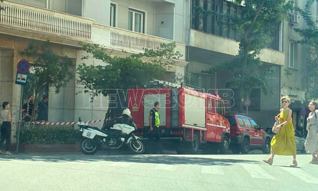 Τηλεφώνημα για βόμβα στο κτήριο του ΕΒΕΑ: Επί τόπου κλιμάκιο του ΤΕΕΜ
