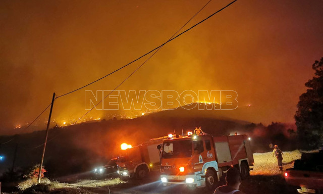 LIVE BLOG: Τεράστια μάχη με τις φλόγες σε 73 μέτωπα - Δυσχεραίνουν το έργο της κατάσβεσης οι άνεμοι