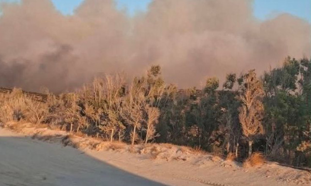 Πάρος: Καμία ενεργή εστία φωτιάς - Διαμάχη για την ευθύνη του ΧΥΤΑ