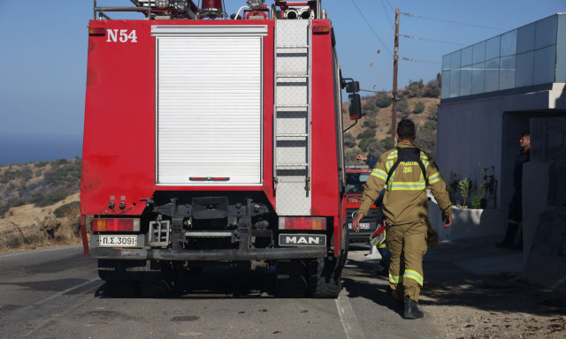 Βοιωτία: Μεγάλη φωτιά ξέσπασε στην Ξηρονομή - Μήνυμα 112 για εκκένωση