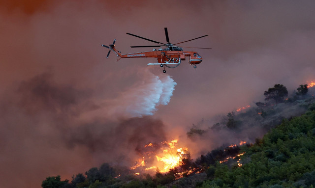 «Μπαράζ» 112 σε Ψάθα, Αλεποχώρι, Βενίζα, Λούμπα και Ζάχουλη - «Κατευθυνθείτε προς Μέγαρα»