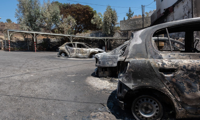 Αποκαρδιωτικές εικόνες από τον Άγιο Παύλο Ρεθύμνου μετά τη φωτιά - Φωτογραφίες