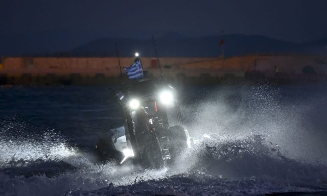 Σύμη: Συνεχίζονται οι έρευνες για τον εντοπισμό αγνοουμένων που επέβαιναν σε ιστιοπλοϊκό