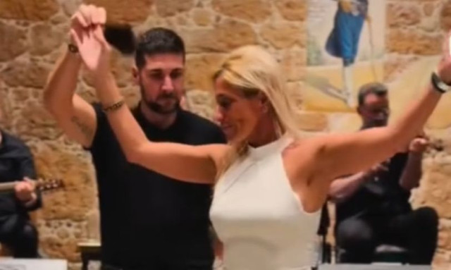 Η Κρητικιά μερακλίνα που «γκρέμισε» το μαγαζί – Βίντεο