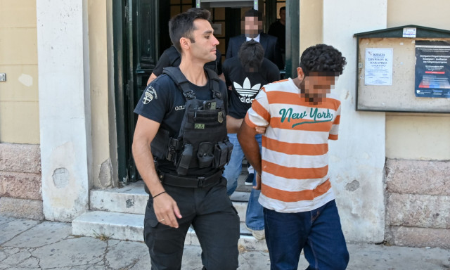 Ναύπλιο: Προθεσμία να απολογηθούν την Πέμπτη πήραν οι δύο Ινδοί που δολοφόνησαν τον ψυχολόγο