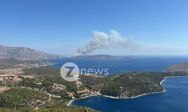 Σκύρος: Βελτιωμένη η εικόνα της φωτιάς - Επιχειρούν οι επίγειες δυνάμεις που έφτασαν στο νησί