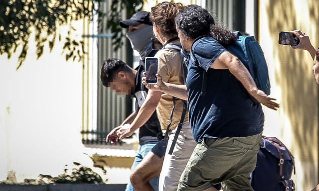 Κυψέλη: «Δεν είναι άρνηση, αλλά επιφύλαξη» – Γιατί ο 26χρονος Αφγανός επέλεξε τη σιωπή στην απολογία