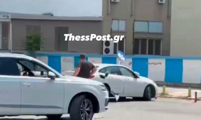 Καταδίωξη στο κέντρο της Θεσσαλονίκης: Έσπασαν το τζάμι του οδηγού – «Μην κάνεις μ@@@», του φώναζαν