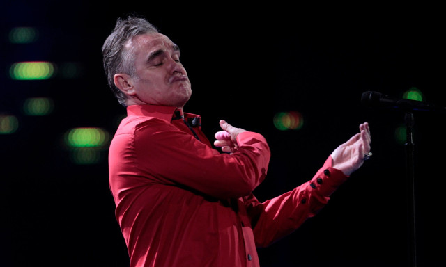 Τι συμβαίνει με τον Morrissey; Νέες ακυρώσεις εμφανίσεων