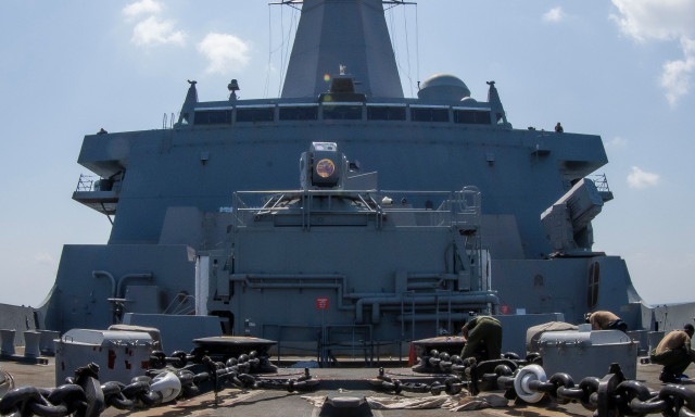 CENTCOM: Οι αμερικανικές δυνάμεις έχουν ανακατευθύνει 51 εμπορικά πλοία από τα λιμάνια του Ιράν