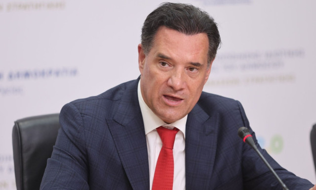 Γεωργιάδης: Απλή άδεια παθολογικού ιατρείου είχε η κλινική που «έσβησε» ο Μαζωνάκης
