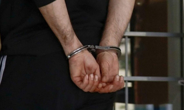 Δύο συλλήψεις σε Μαρούσι και Χίο για πυρκαγιές - Είχαν ψησταριά δίπλα σε δασική έκταση