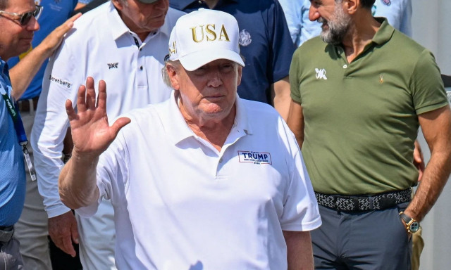 Συναγερμός σε γήπεδο γκολφ όπου βρισκόταν ο Τραμπ: «Σηκώθηκαν» F-16 για αναχαιτίσεις αεροσκαφών