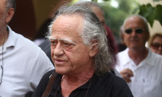 Η Ρούλα Κορομηλά αποχαιρετά τον Νίκο Καλογερόπουλο: «Σπουδαίος άνθρωπος, έχω να θυμάμαι πολλά»