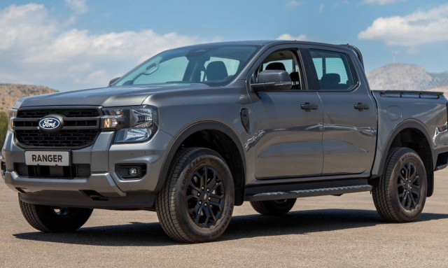 Ford Ranger XLT 3.0 V6 με 240 ίππους – Με πόσο το μήνα;