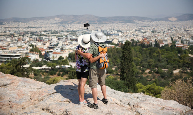 Ένας στους τρεις Ευρωπαίους σχεδιάζει ταξίδι στην Ελλάδα το 2027 - «Ψηφίζουν» και Σεπτέμβριο
