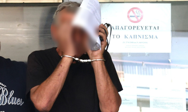 Θεσσαλονίκη: «Το έκανα γιατί αισθανόμουν πίεση» – Αύριο απολογείται ο 59χρονος για τις 6 πυρκαγιές