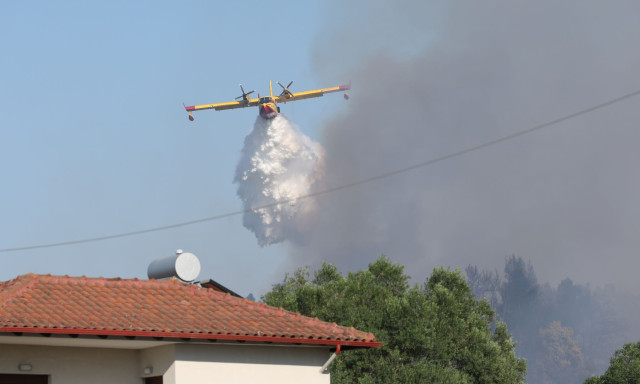 Meteo: Ο καπνός από τη φωτιά στη Σίβηρη έφτασε μέχρι τη Λάρισα - Δορυφορικές εικόνες