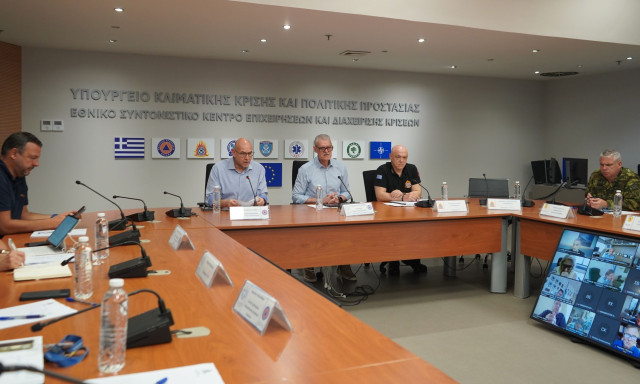 «Κατηγορία κινδύνου 4 σαν να είναι 5»: Σε ύψιστη ετοιμότητα ο κρατικός μηχανισμός για τις φωτιές