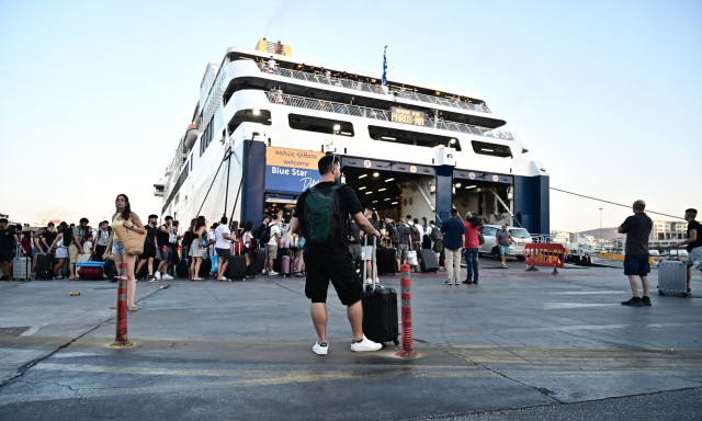 Καιρός: Με θυελλώδεις βοριάδες η έξοδος των εκδρομέων – Ξεκινά η πτώση της θερμοκρασίας – Η πρόγνωση για τον Δεκαπενταύγουστο