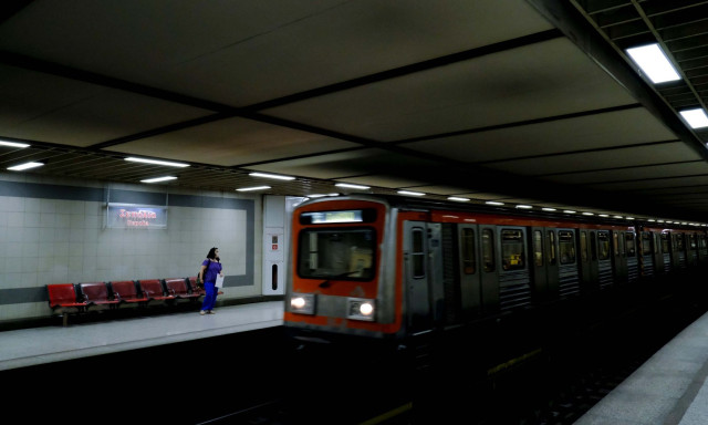 Δεκαπενταύγουστος: Πώς θα κινηθούν λεωφορεία, Τρόλεϊ, Μετρό και Τραμ στην Αθήνα