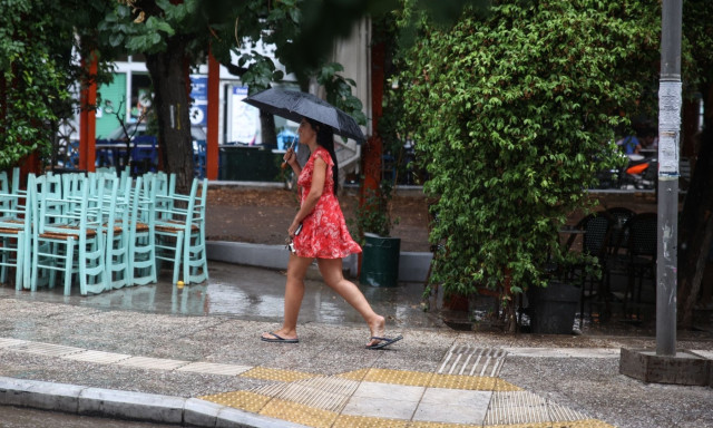 Καιρός: Σε εξέλιξη κακοκαιρία σε αρκετές περιοχές της χώρας - Πού βρέχει αυτή την ώρα