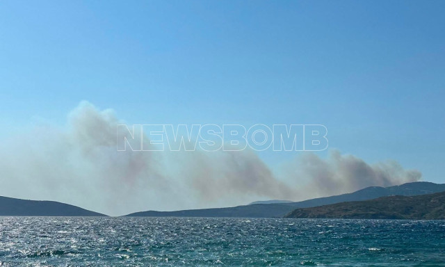 Φωτιά στη Σκύρο - Νέο μήνυμα από το 112