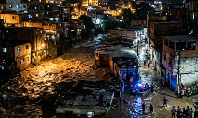 Βενεζουέλα: Τρεις νεκροί από σφοδρές καταιγίδες που προκάλεσαν πλημμύρες