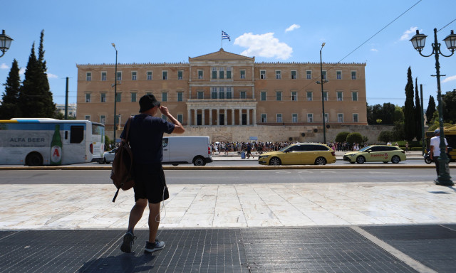 Καιρός: Νέα άνοδος της θερμοκρασίας ενώ υποχωρούν οι άνεμοι