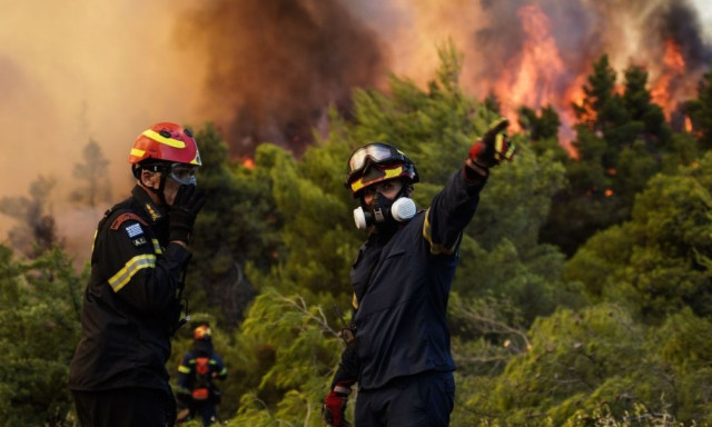 Πυρκαγιά στις Σέρρες - Καίει σε χαμηλή βλάστηση