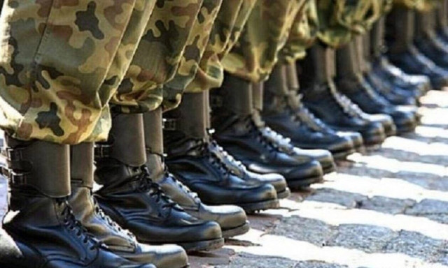 Θητεία 9 μηνών για πρώτη φορά: Ποιοι νέοι θα μπορούν να υπηρετήσουν λιγότερο