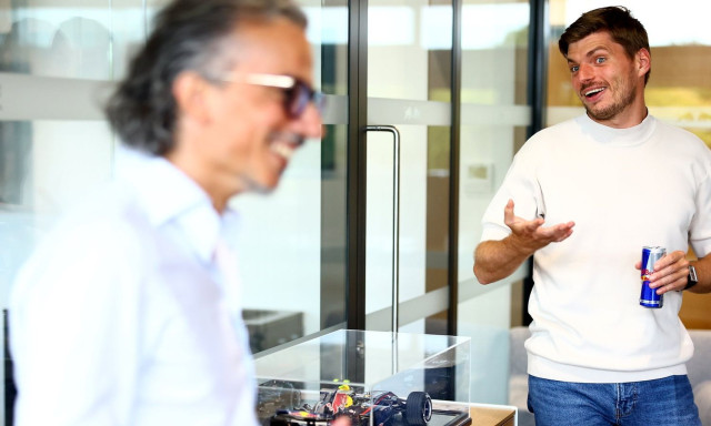 Ο Max Verstappen μένει στη Red Bull έως το τέλος του 2030!