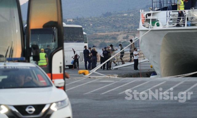 Μυτιλήνη: Στο Καρά Τεπέ 217 μετανάστες από την Κρήτη - Έκτακτη σύσκεψη στην Περιφέρεια