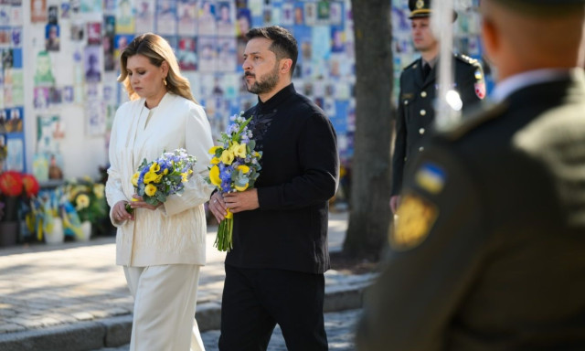 Ζελένσκι: Καλεί τους συμμάχους να καλύψουν το κενό των 27 δισ. ευρώ για τις αμυντικές δαπάνες