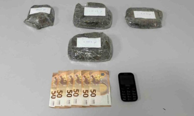 Θεσσαλονίκη: Κατασχέθηκαν πάνω από 3 κιλά ηρωίνης – Συνελήφθη ένας άνδρας