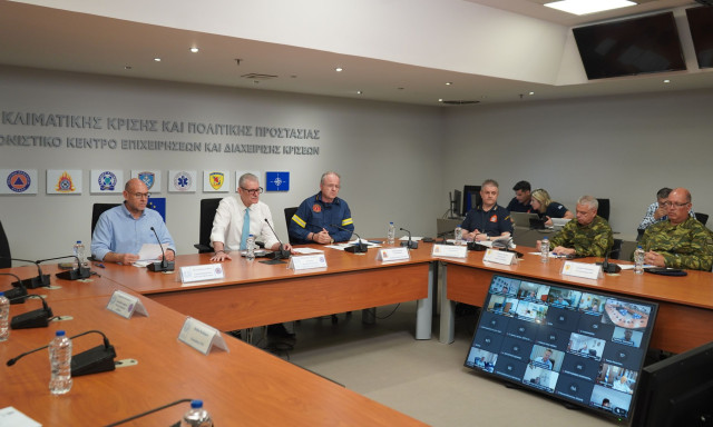 Τουρνάς για πυρκαγιές: «Αναδιάταξη και ενίσχυση των δυνάμεων λόγω των ισχυρών ανέμων»