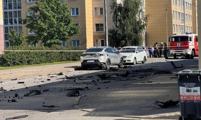 Ανατινάχτηκε αυτοκίνητο στην Αγία Πετρούπολη: Νεκρός Ρώσος στρατιωτικός - Βίντεο