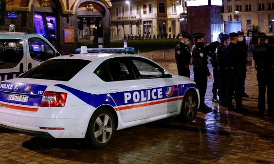 Γαλλία: Οδηγός έπεσε σε πλήθος στην πόλη Καν - Ένας νεκρός και 10 τραυματίες