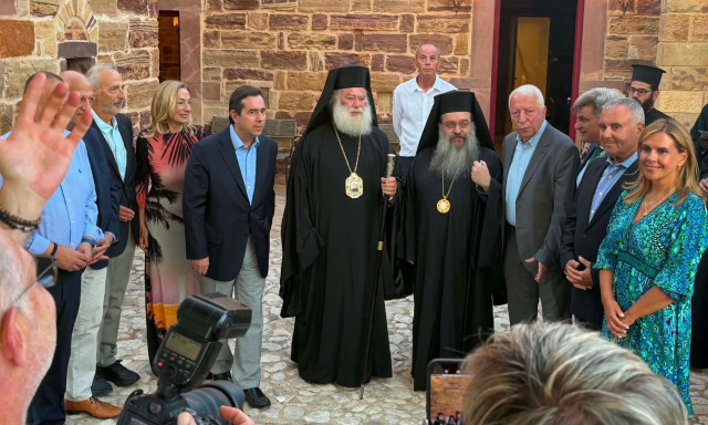 Το Newsbomb στο Chios Festival: Η Χίος υποδέχθηκε τον Πατριάρχη Αλεξανδρείας Θεόδωρο Β’