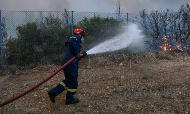Χανιά: 3 συλλήψεις για πρόκληση πυρκαγιάς - Πρόστιμα ύψους 10.400 ευρώ