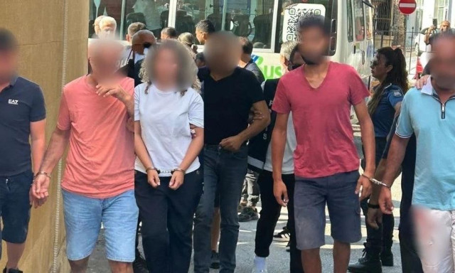 Κερύνεια: «Η πλώρη έσπασε από τα κύματα» υποστήριξε ο καπετάνιος του καταμαράν