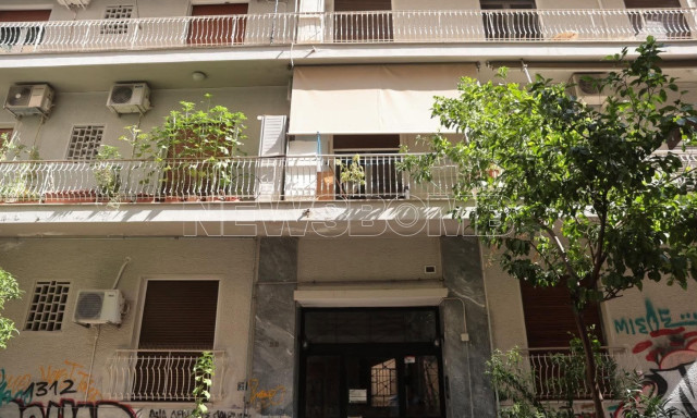 Κυψέλη: Συγκλονίζουν τα νέα στοιχεία για το νεκρό βρέφος - Το κουβαλούσαν από σπίτι σε σπίτι