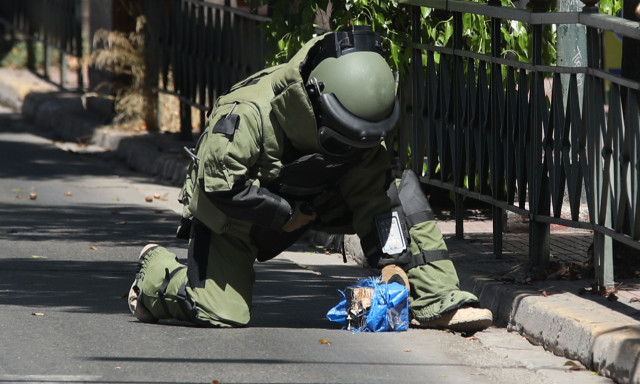 Συναγερμός στο κέντρο της Αθήνας για ύποπτο αντικείμενο - Κυκλοφοριακές εκτροπές στη Φιλελλήνων