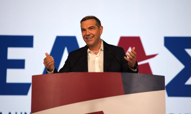 Σταματάμε να πουλάμε τα σπίτια των παιδιών μας είπε ο Αλέξης στη ΔΕΘ, τι γεύση είχε το τραγί στο Ψυχρό