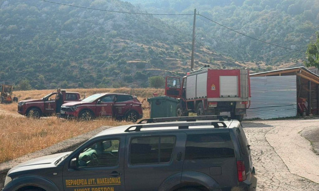 Φωτιά τώρα στην Φλώρινα: Καλύτερη η εικόνα της πυρκαγιάς