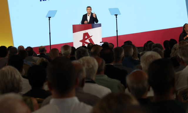 Ποιοι πρώην «συριζαίοι» έδωσαν το «παρών» στην ομιλία Τσίπρα και γιατί δεν φωτογραφήθηκε μαζί τους