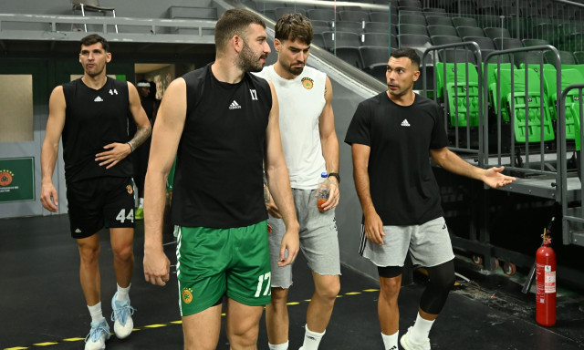 Η ατυχία συνεχίζεται στον Παναθηναϊκό: Θλάση ο Ρογκαβόπουλος στο φιλικό με Μαρούσι