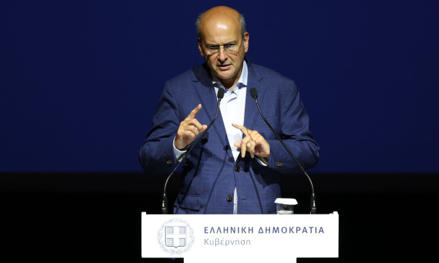 Χατζηδάκης: «Με δικαιοσύνη και ευθύνη δώσαμε όσα περισσότερα γινόταν»