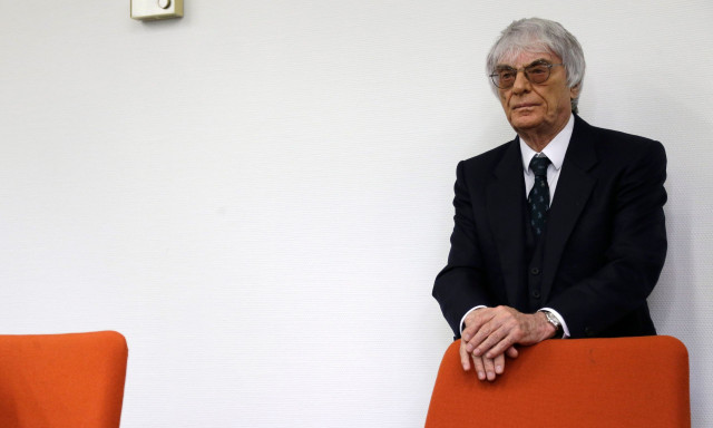 Συνελήφθη το πρώην αφεντικό της F1, Μπέρνι Έκλστοουν - Κουβαλούσε όπλο στο ιδιωτικό τζετ του