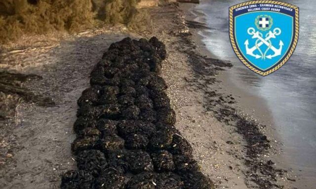 Πάρος: Συνελήφθη 57χρονος για παράνομη οστρακοαλιεία - Κατασχέθηκαν 1.570 κιλά οστράκων